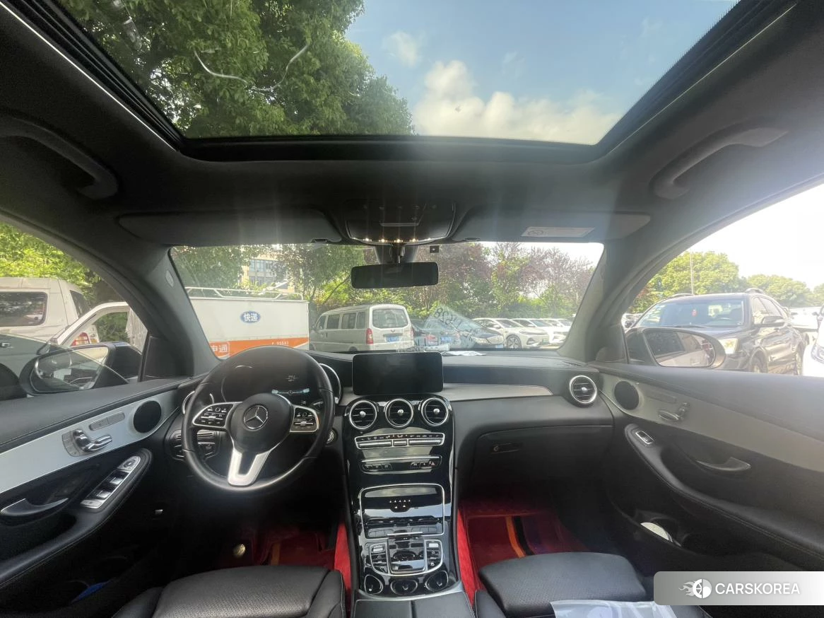 Mercedes-Benz GLC 2021 Белый из Китая, фото 6