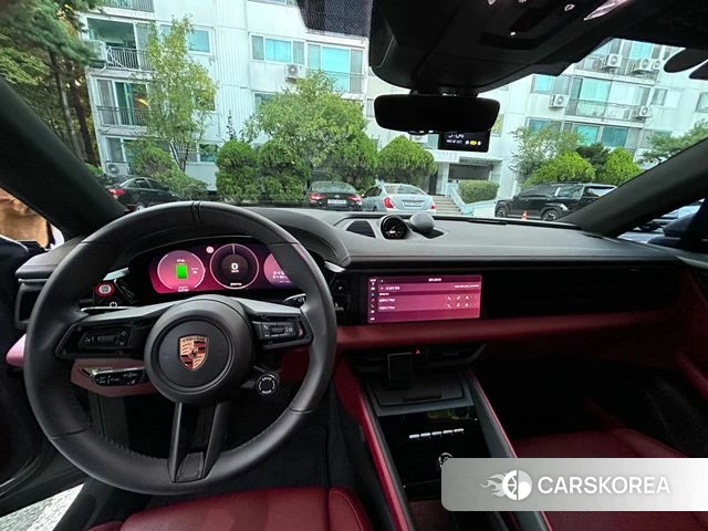 Porsche Taycan id 4995604 из Кореи 11