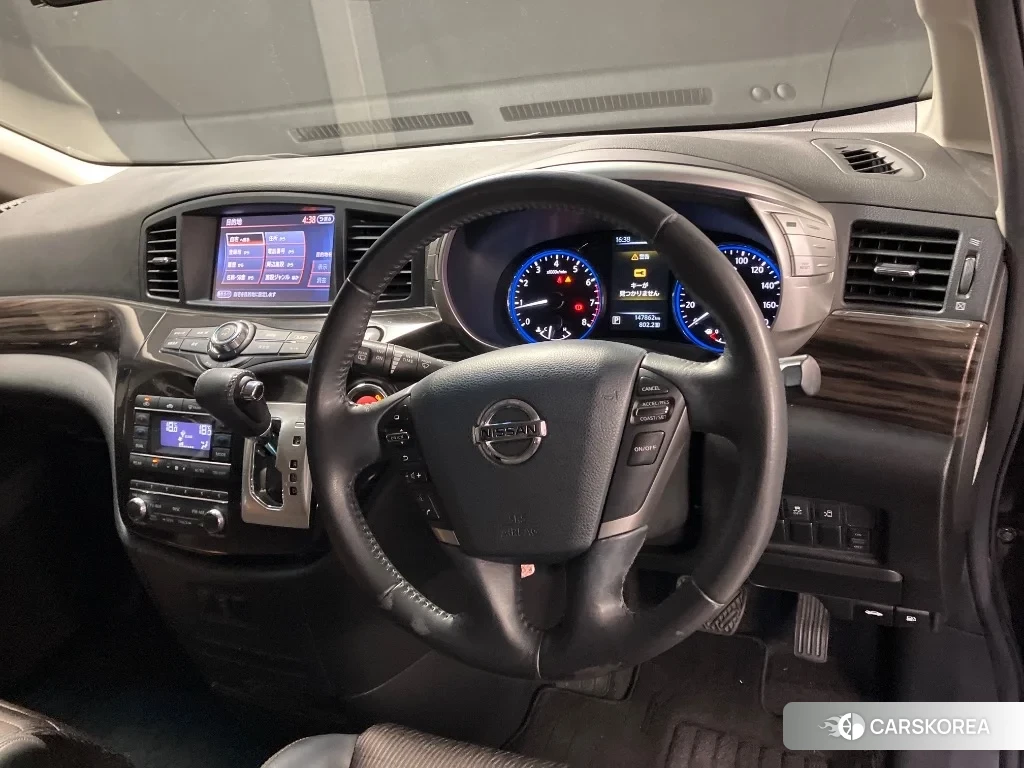 Nissan Elgrand 2018 из Японии, фото 3