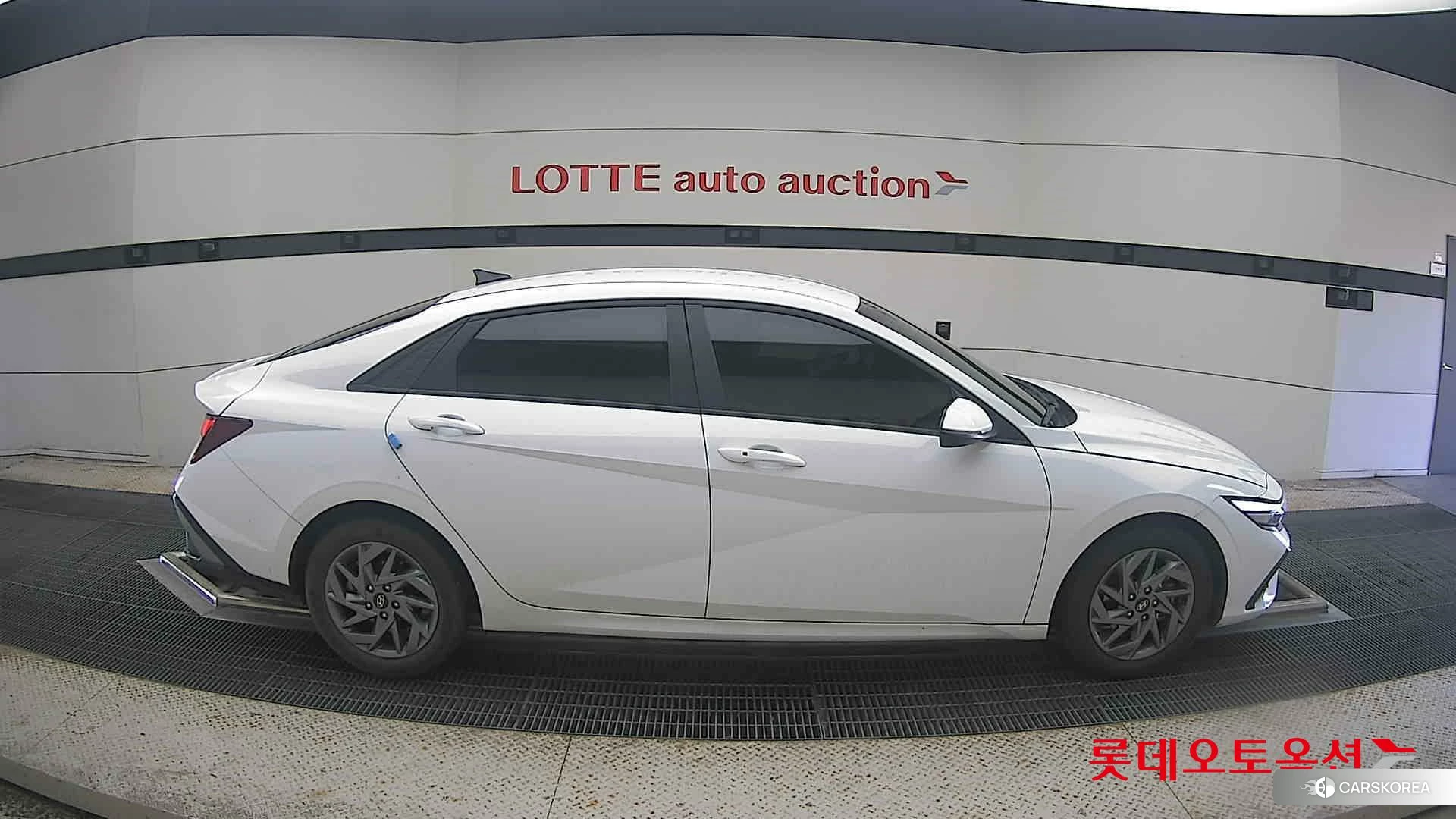 Hyundai Avante id 4990085 из Кореи 23