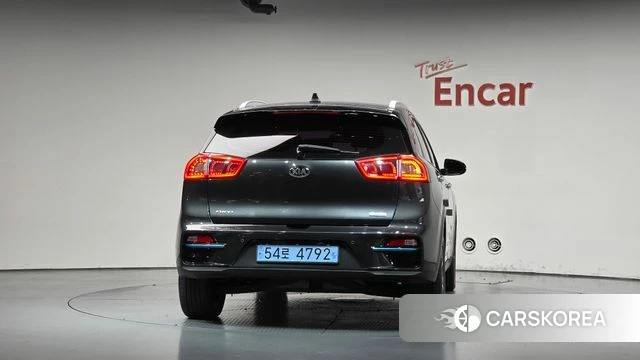 Kia Niro EV id 5023051 из Кореи 23