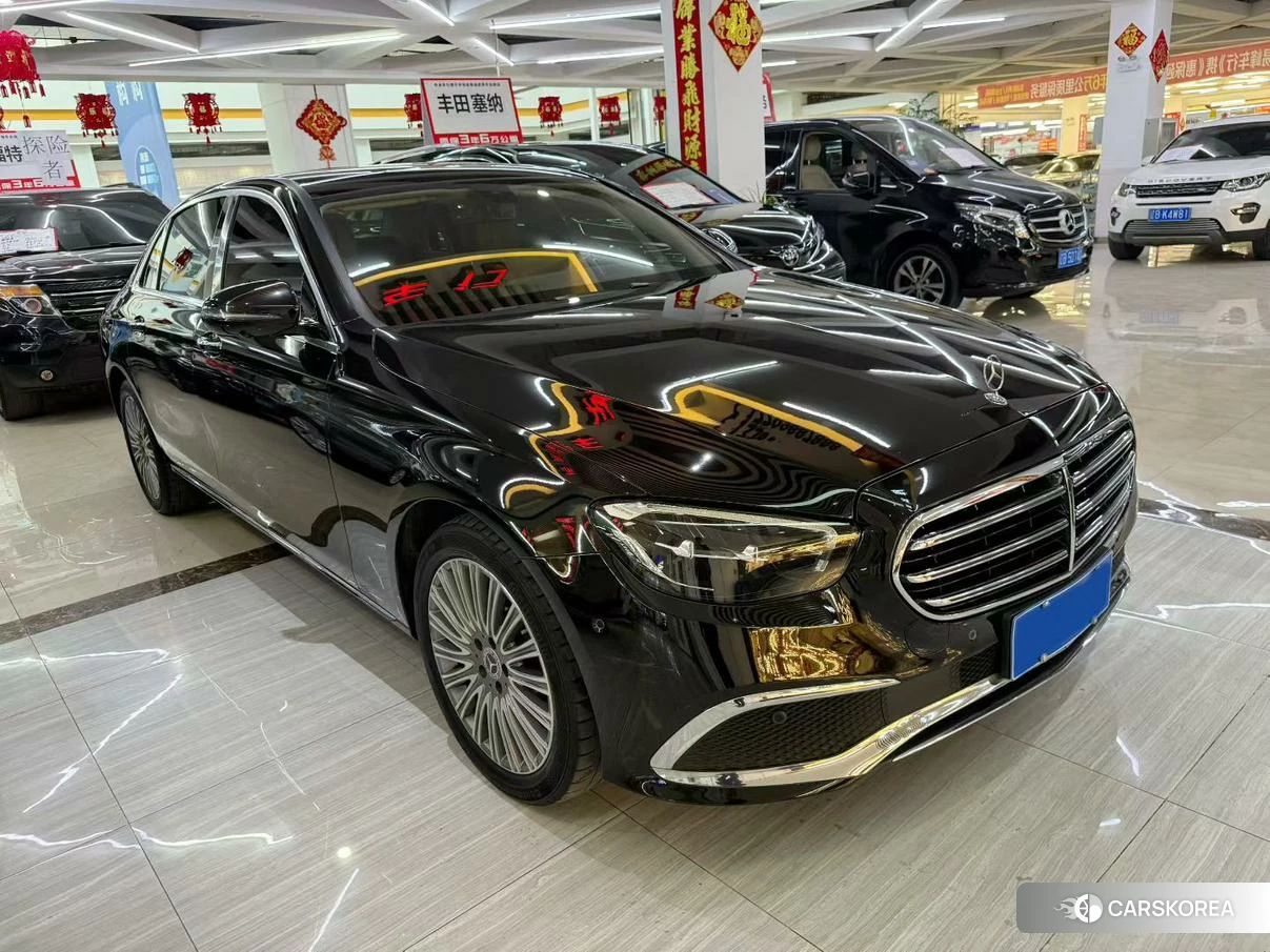 Mercedes-Benz E-Class 2022 Черный из Китая, фото 3
