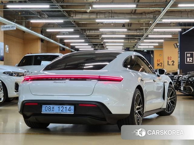 Porsche Taycan id 4927951 из Кореи 13