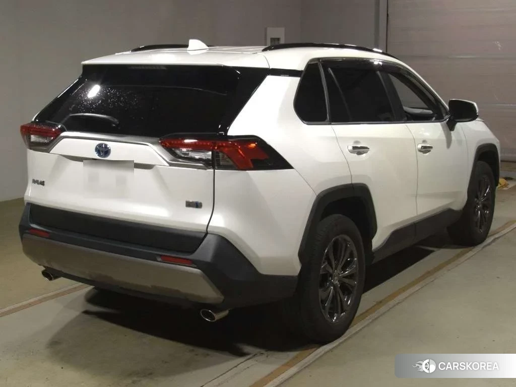 Toyota RAV4 2023 из Японии, фото 3