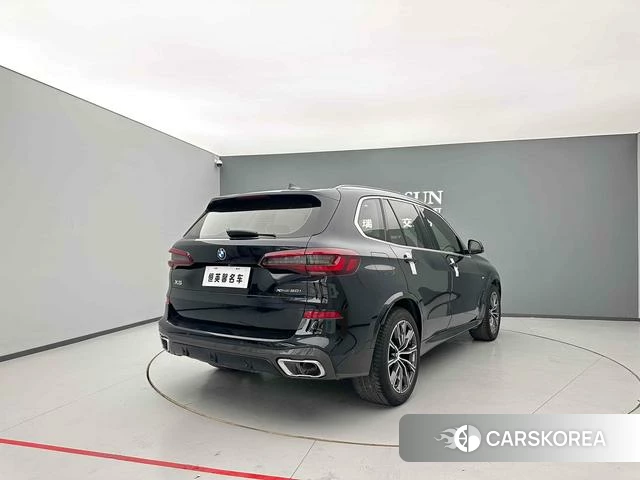 BMW X5 2021 Черный из Китая, фото 3