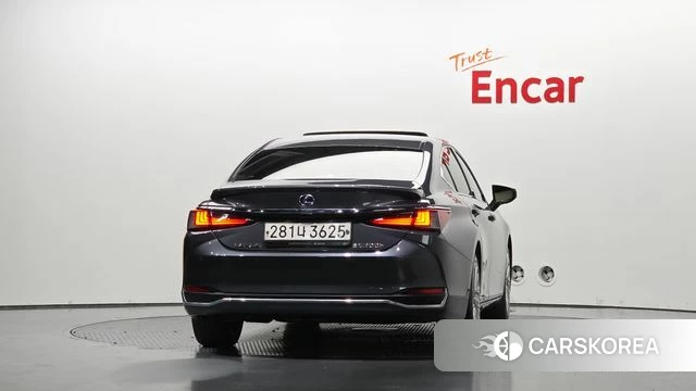 Lexus ES300h 7th generation id 5034415 из Кореи 23