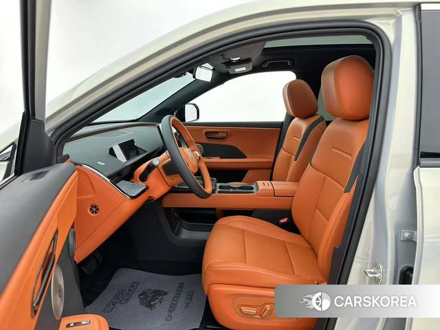 Toyota bZ3X 2025 Серебристо-серый из Китая, фото 3