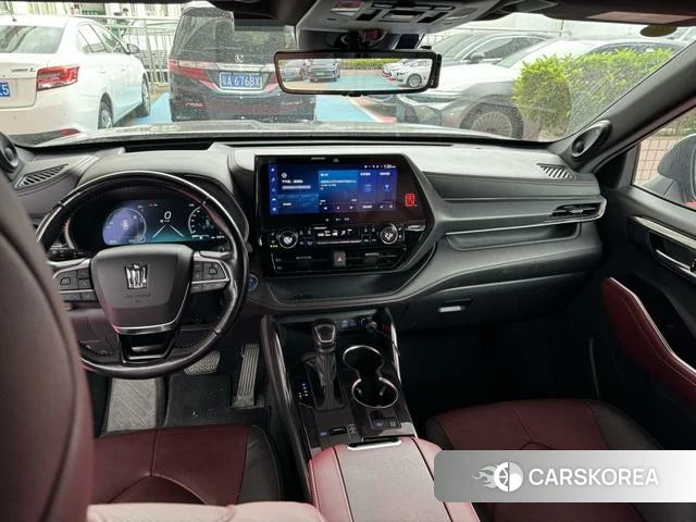 Toyota Crown 2021 Черный из Китая, фото 4