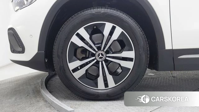 Mercedes-Benz GLA - Class H247 id 4948497 из Кореи 13