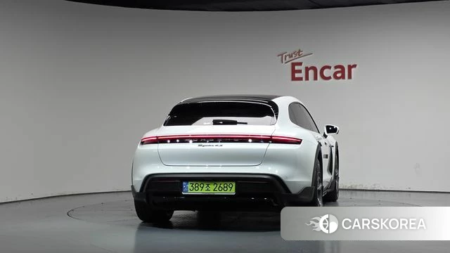 Porsche Taycan id 5021397 из Кореи 23