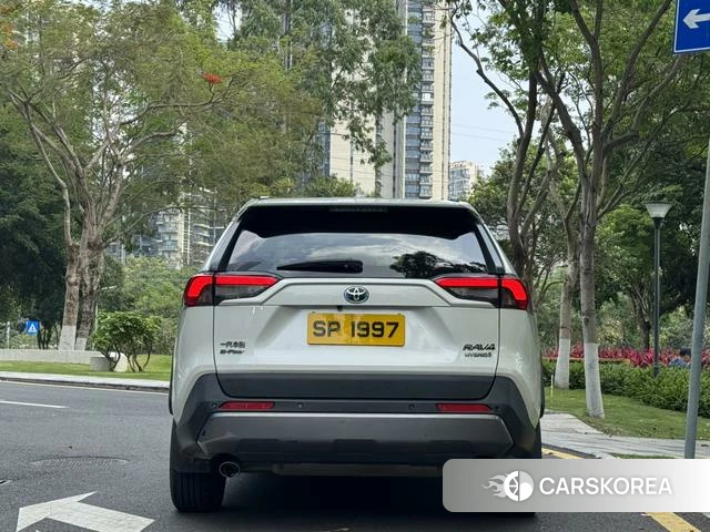 Toyota RAV4 2021 Белый из Китая, фото 6