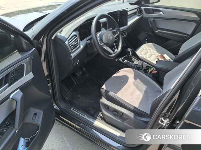Volkswagen Tayron 2023 Черный из Китая, фото 3