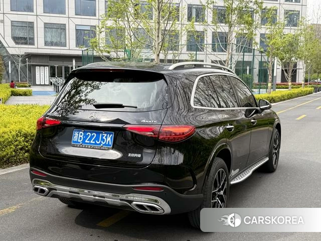 Mercedes-Benz GLC 2023 Черный из Китая, фото 3