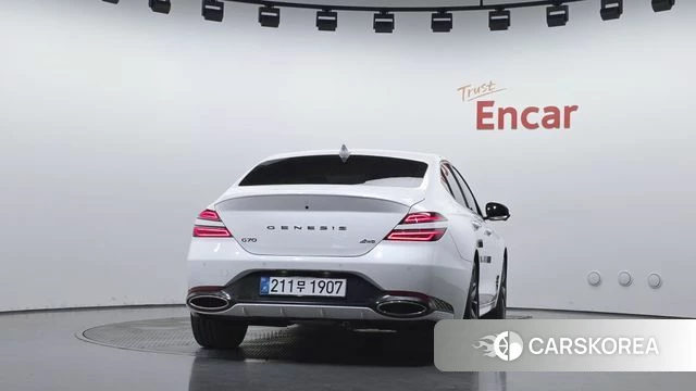 Genesis The New G70 id 4986972 из Кореи 23