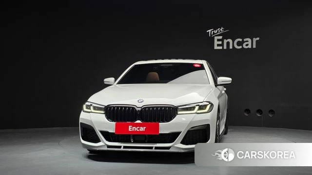 BMW 5 Series (G30) id 5021931 из Кореи 23