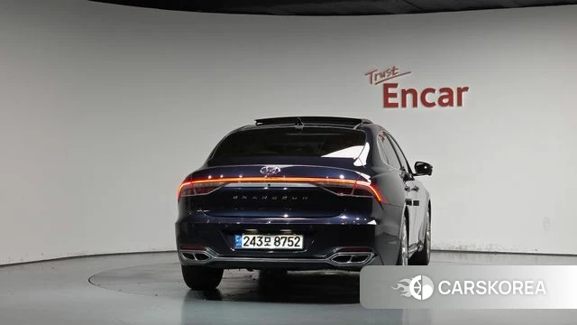 Hyundai The New Grandeur IG id 5003708 из Кореи 23