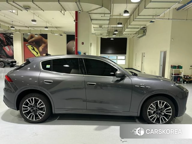 Maserati Grecale id 5032929 из Кореи 9