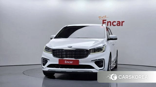 Kia The New Carnival id 4993648 из Кореи 23