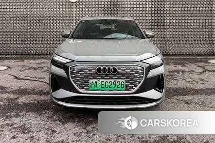 Audi Q4 2024 Темно-серый из Китая, фото 3