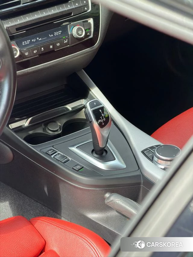 BMW 2 series 2021 Темно-серый из Китая, фото 3