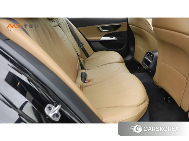 Mercedes-Benz E-Class 2025 Черный из Китая, фото 3