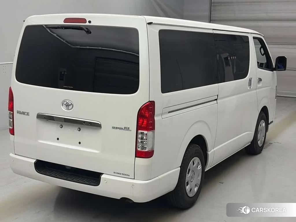 Toyota HiAce Van 2021 из Японии, фото 3