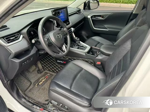 Toyota RAV4 2021 Белый из Китая, фото 3