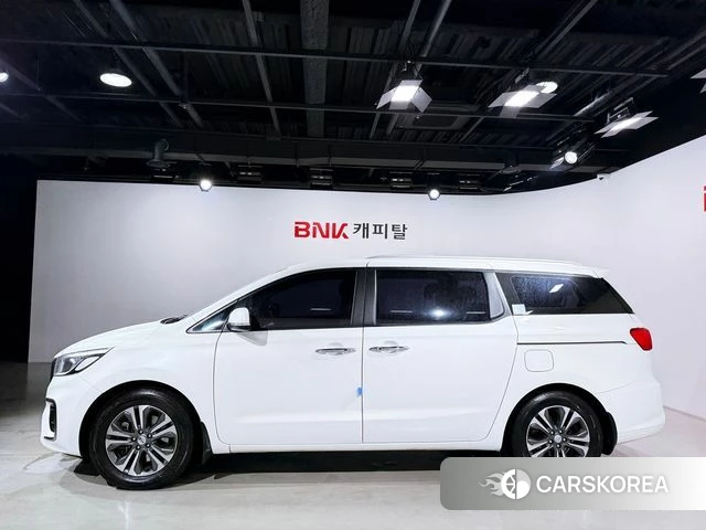 Kia The New Carnival id 4983252 из Кореи 12