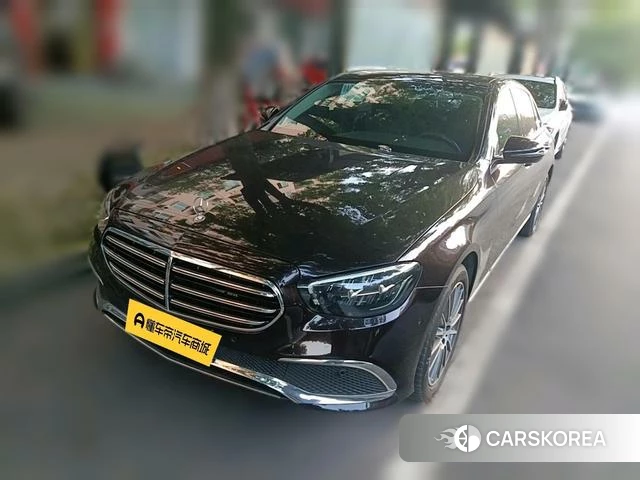 Mercedes-Benz E-Class 2023 Черный из Китая, фото 3