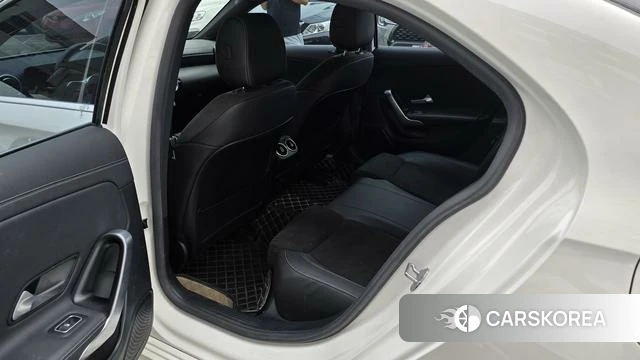 Mercedes-Benz A-Class 2021 Белый из Китая, фото 3