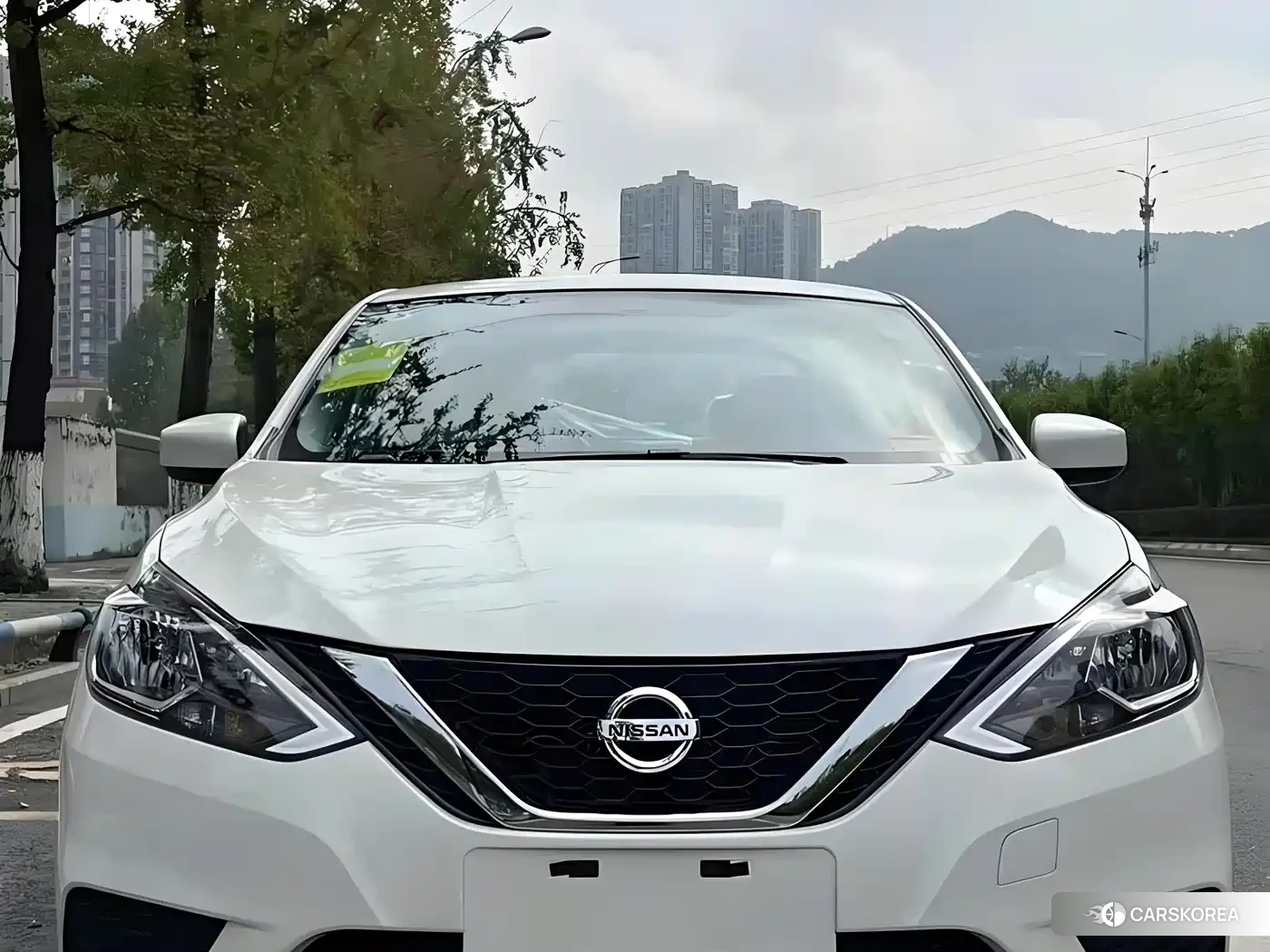 Nissan Sylphy 2026 Белый из Китая, фото 3