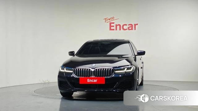 BMW 5 Series (G30) id 4976247 из Кореи 13