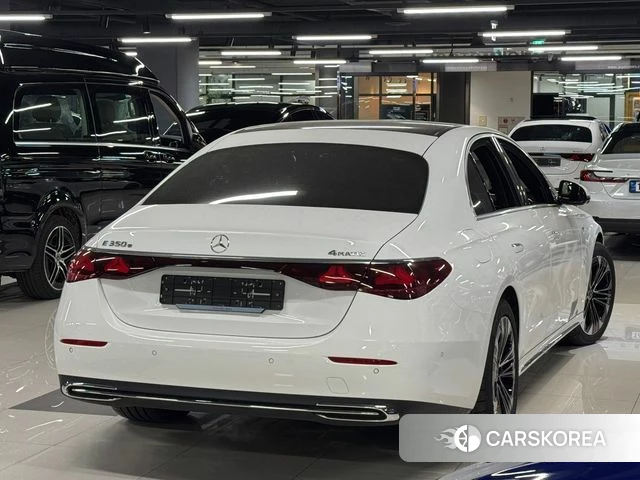 Mercedes-Benz E-Class W214 2025 Белый из Кореи, фото 5