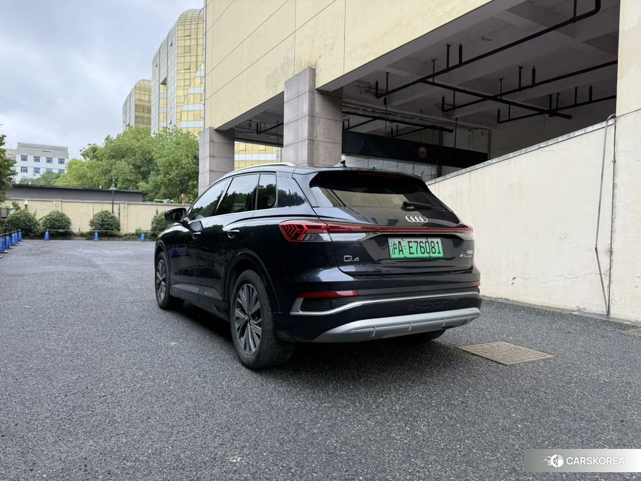 Audi Q4 2023 Темно-серый из Китая, фото 3