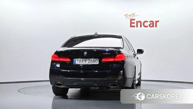 BMW 5 Series (G30) id 4996423 из Кореи 23