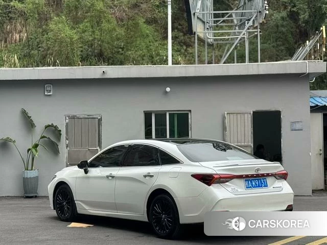 Toyota Avalon 2021 Белый из Китая, фото 3
