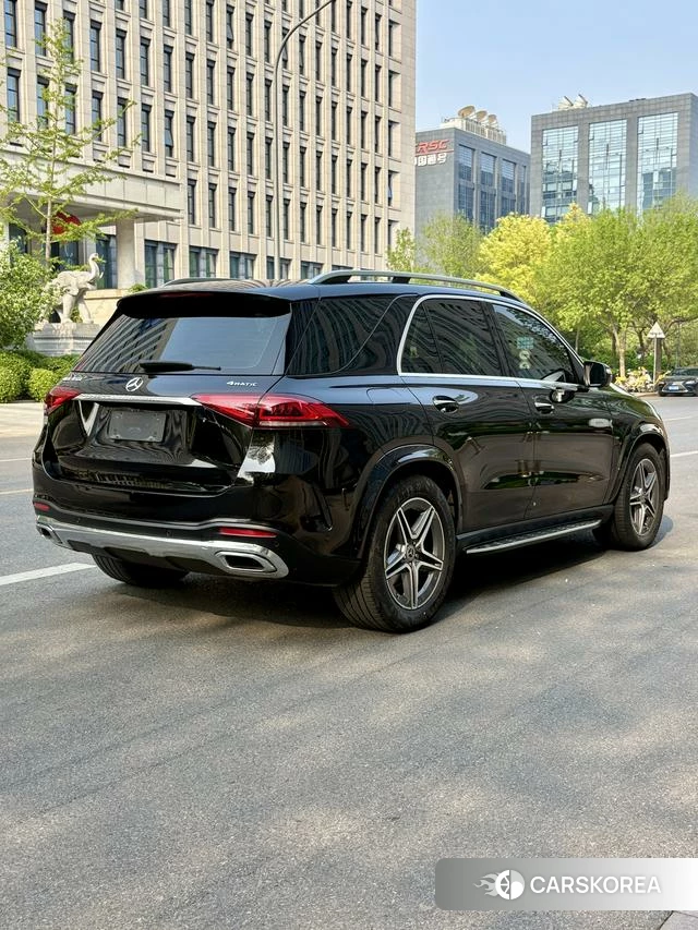 Mercedes-Benz GLE 2023 Черный из Китая, фото 3