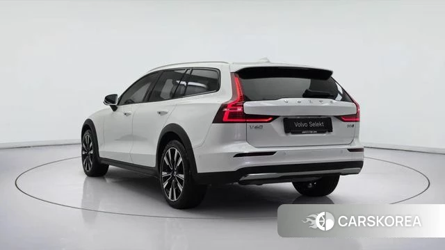 Volvo V60 Cross-Country 2nd Generation id 4897657 из Кореи 9