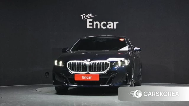 BMW 5 Series (G60) id 5039449 из Кореи 23