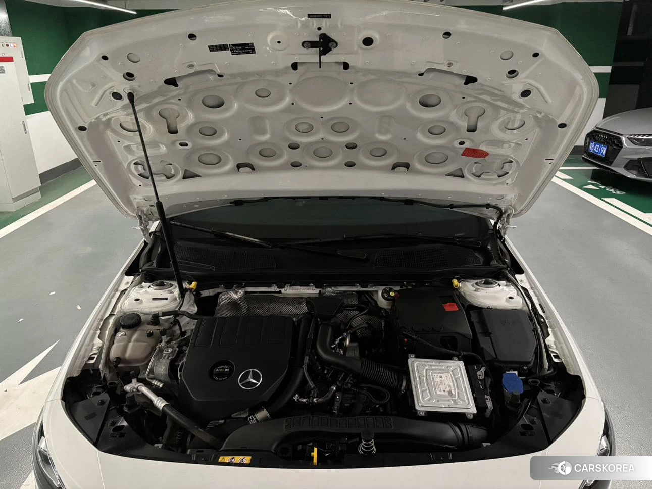 Mercedes-Benz A-Class 2022 Белый из Китая, фото 4
