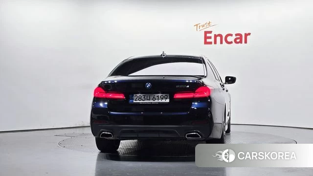 BMW 5 Series (G30) id 4981383 из Кореи 23