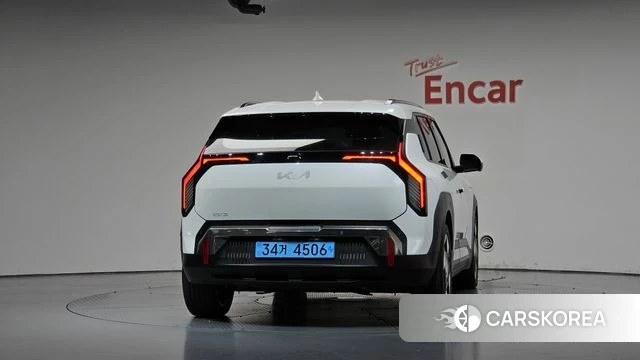Kia EV3 id 4920999 из Кореи 23