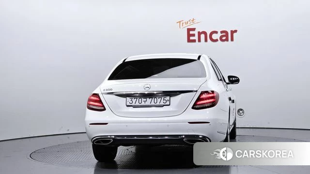 Mercedes-Benz E-Class W213 id 5018850 из Кореи 23