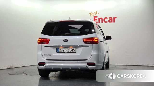 Kia The New Carnival id 4959800 из Кореи 23