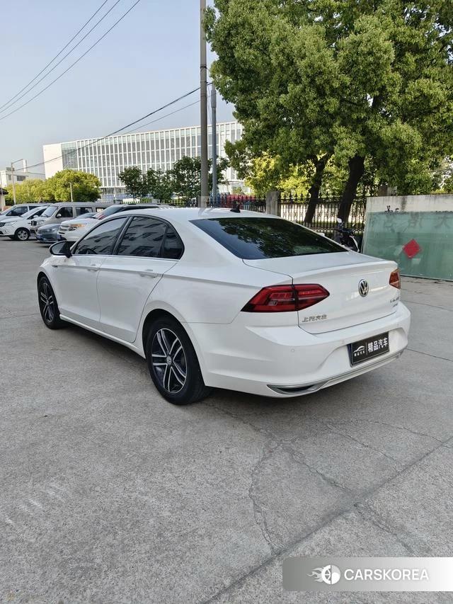 Volkswagen Lamando 2021 Белый из Китая, фото 3