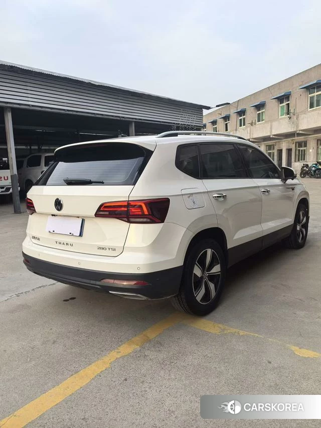 Volkswagen Tharu 2022 Белый из Китая, фото 3
