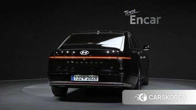 Hyundai Grandeur (GN7) id 5025884 из Кореи 23