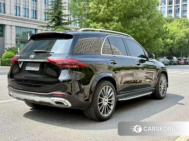 Mercedes-Benz GLE 2023 Черный из Китая, фото 3