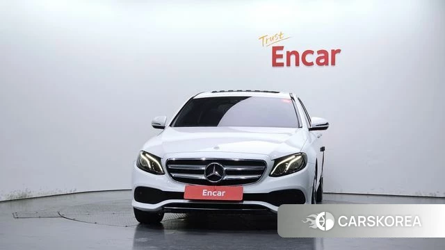 Mercedes-Benz E-Class W213 id 4930696 из Кореи 23