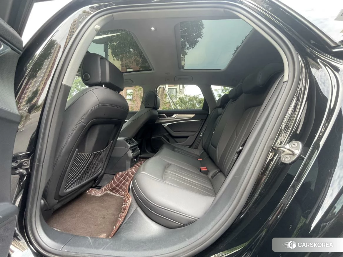 Audi A6 2022 Черный из Китая, фото 3